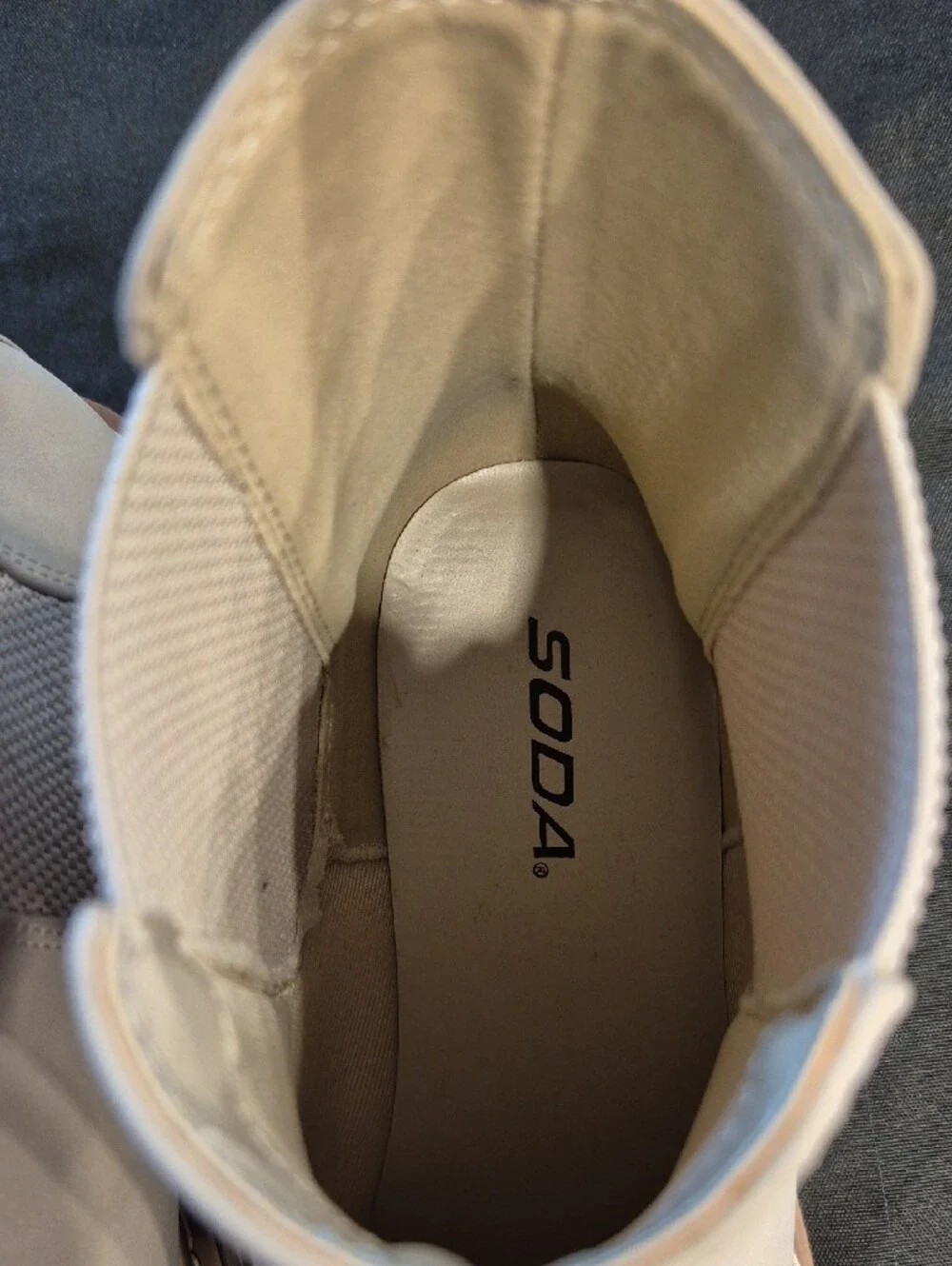 Soda Chukka Sueded Boots in Light Beige